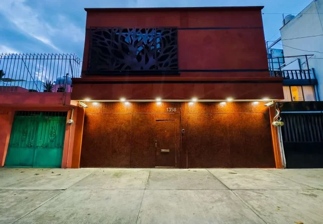 Casa en venta letran valle Fachada LV 2